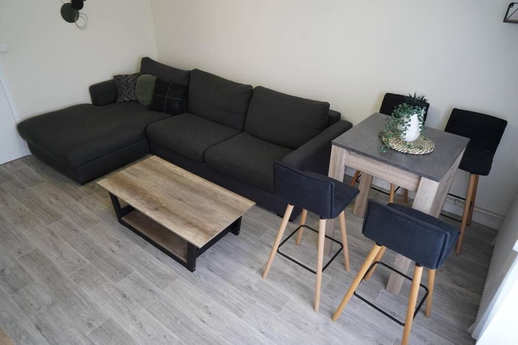 Le Paisible • Garage Privatif • Traversant • Calme Châteauroux Dış mekan fotoğraf